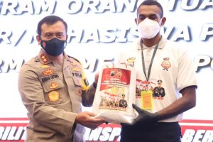 Jamin Keamanan, Kapolda Jateng Launching Program Pola Anak dan Orang Tua Asuh Pelajar/Mahasiswa Asli Papua di Jateng