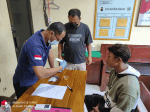 Asik Boncengan Dengan Istrinya Yang Hamil, Calon Bapak Diringkus Polisi Wonogiri