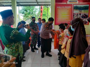 Kapolsek Giriwoyo Hadiri Acara Pemberian Santunan Kepada Anak Yatim Piatu 