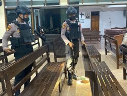 Libatkan Anjing K9 Personil Polres Wonogiri Disebar Guna Sterilisasi Gereja