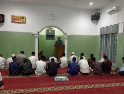 Dalam Rangka Menjalin Ukhuwah Islamiyah Dan Mempererat Kerukunan Kapolres Wonogiri Laksanakan Safari Subuh Di Masjid Baitul Rahman