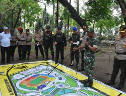 Ratusan Personil amankan Laga Pertandingan BRI Liga 1 antara PSS Sleman melawan Persita Tangerang di Stadion Manahan Solo